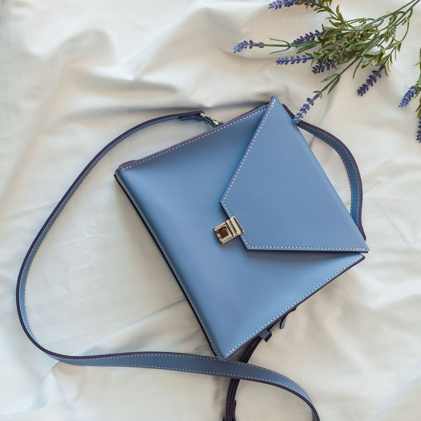 Ellis Crossbody